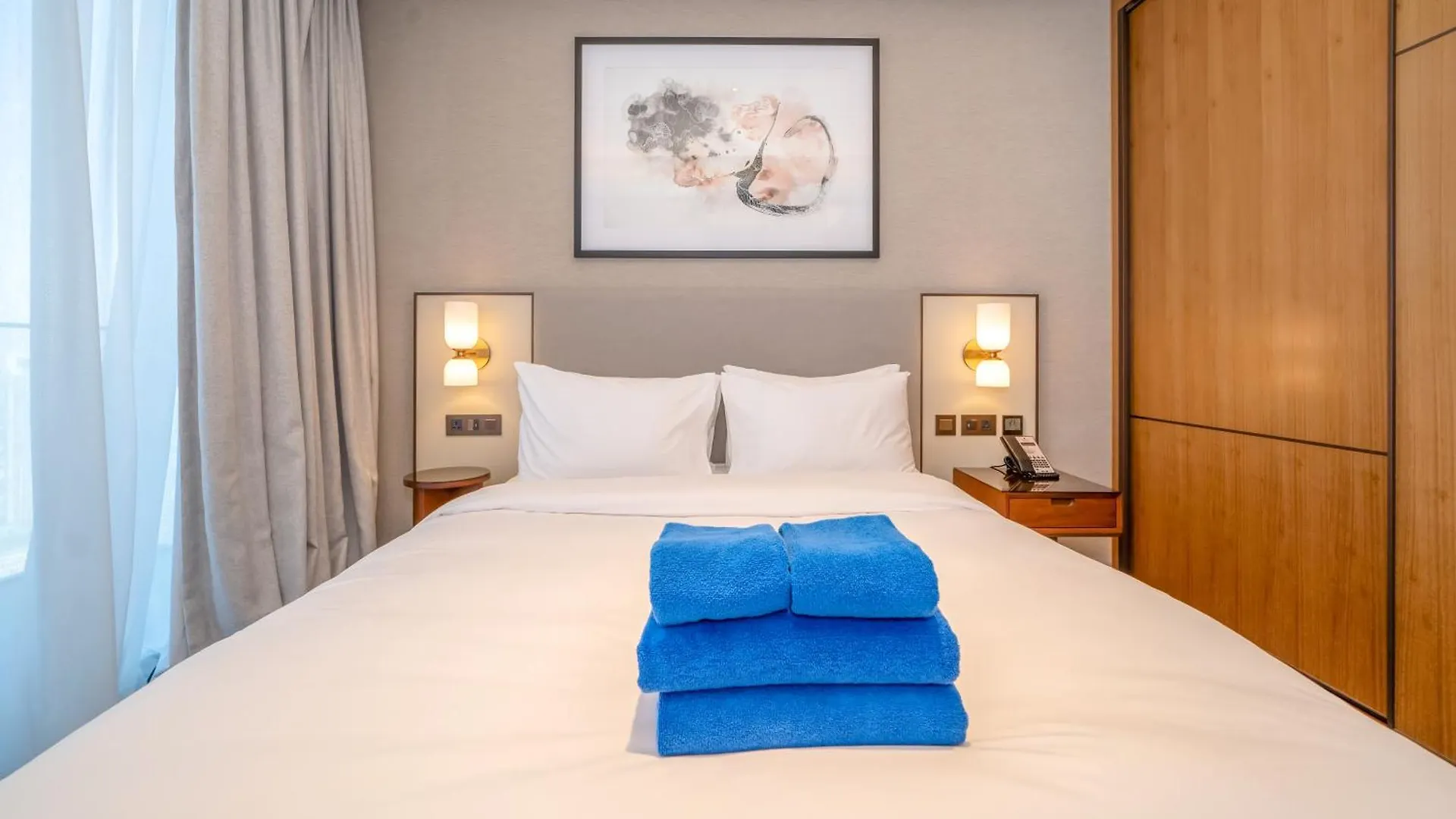 Newarabian 3 Bedroom Address Opera Downtown Dubai