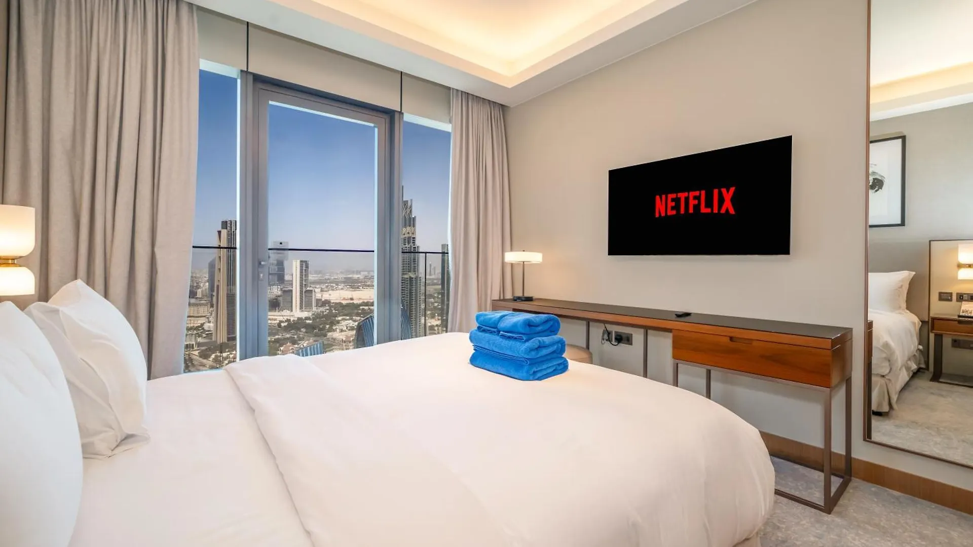 Newarabian 3 Bedroom Address Opera Downtown Dubai