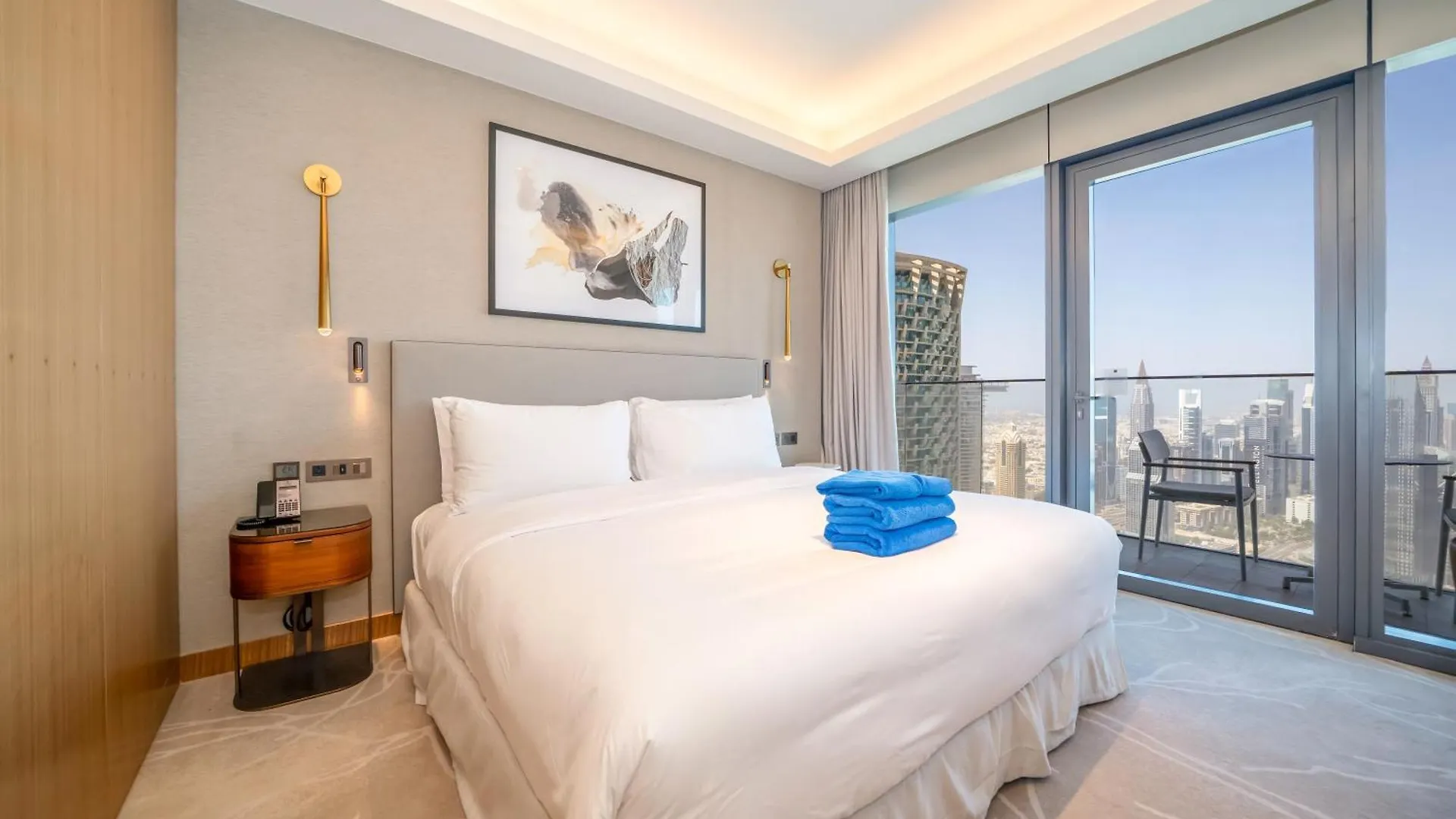 Newarabian 3 Bedroom Address Opera Downtown Dubai Apartment